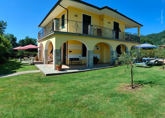 Maison Du Vale Konukevi Sesta Godano