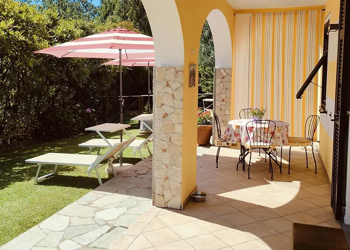 Maison Du Vale Konukevi Sesta Godano